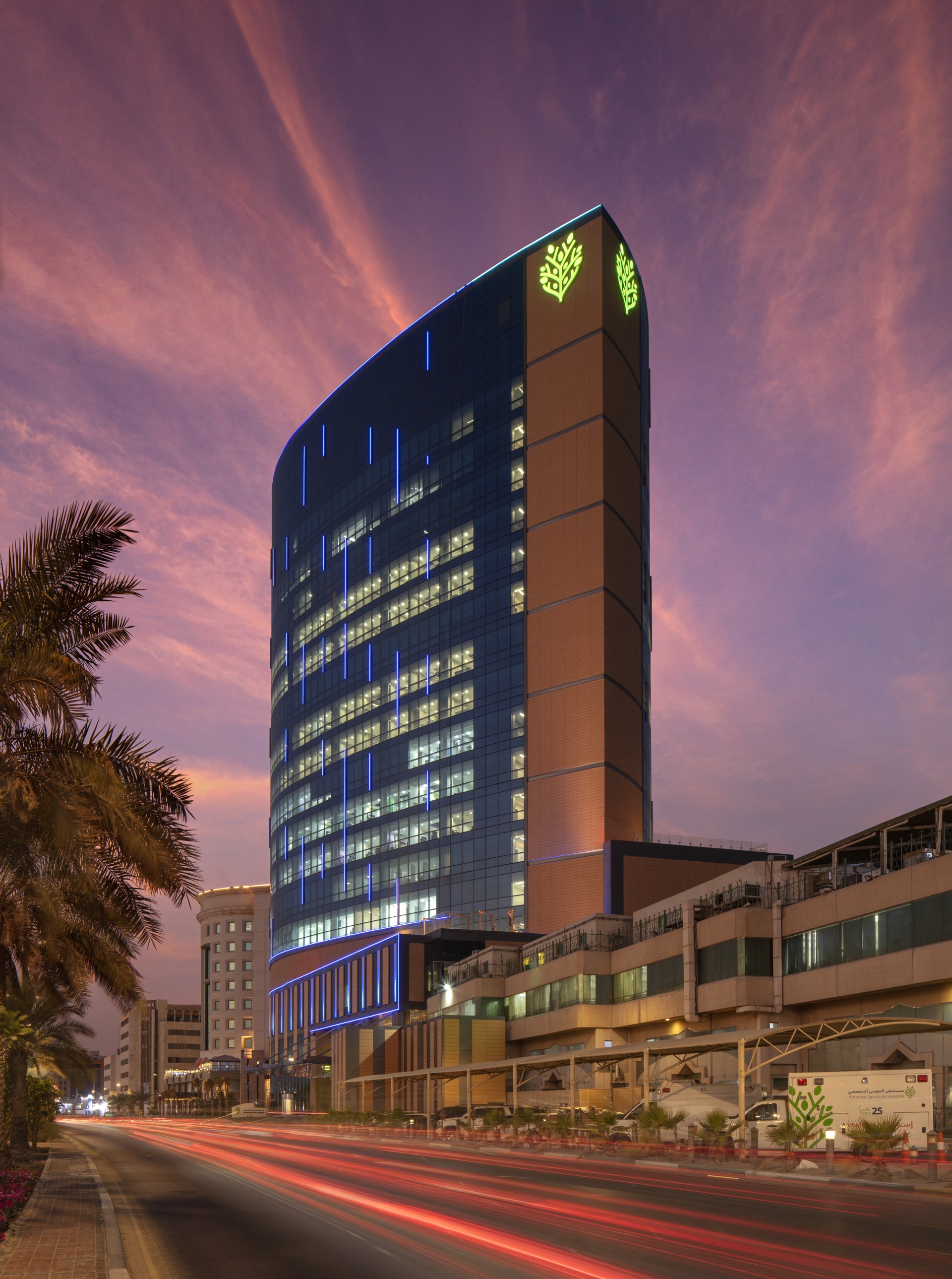 Abuzz digital wayfinding deployment at Al Moosa Hospitals